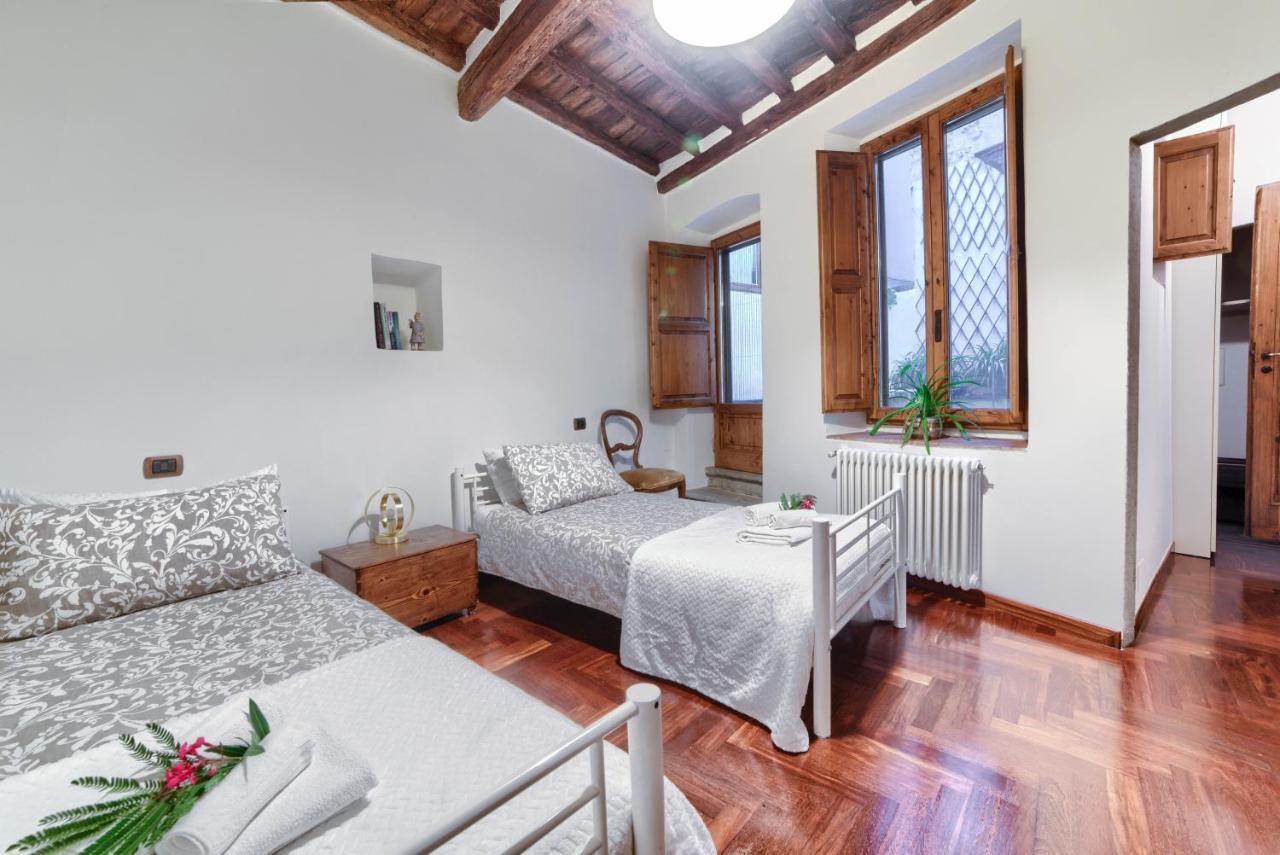 Apartment Lacosta Near Ponte Vecchio Florenz Exterior foto